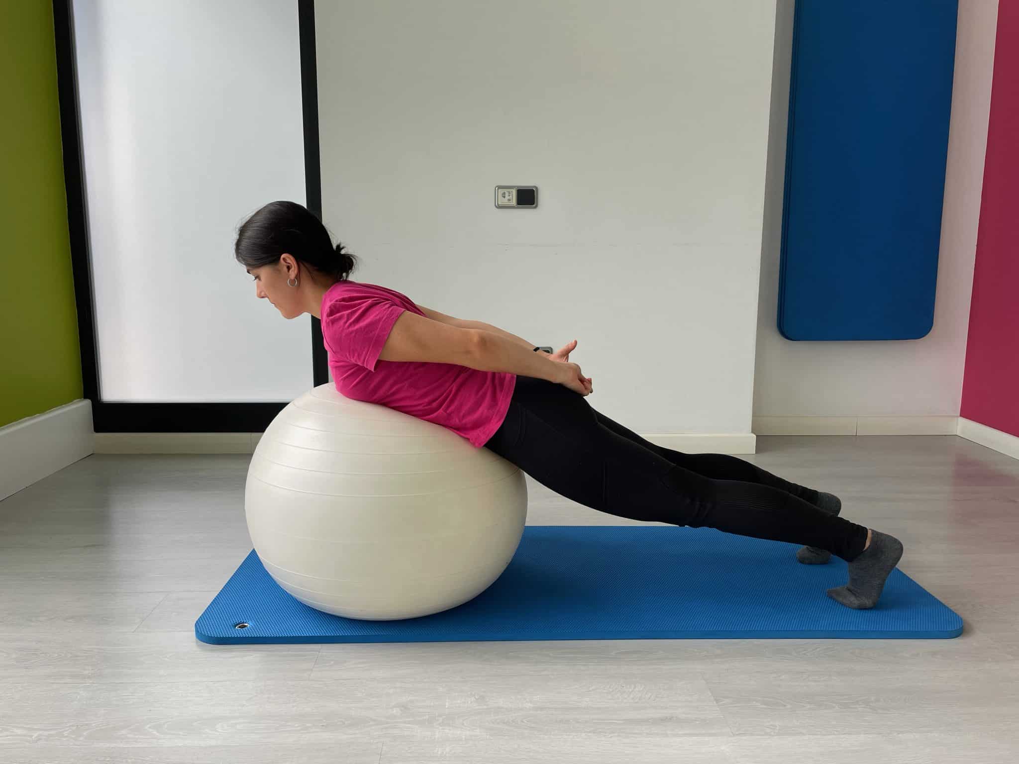 10 ejercicios con pelota de pilates Virginia Moreno Fisioterapia